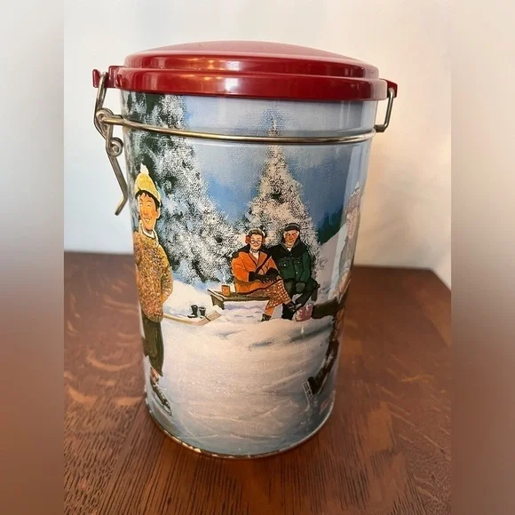 Limited Edition Tim Hortons collector tin. “Skating Pond” Collector series #003 - Picture 3 of 8